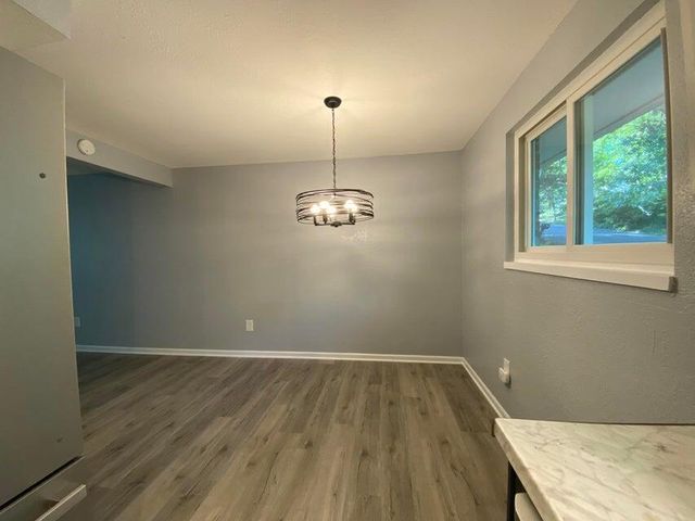 1942 JACKSON ST, Columbia, MO 65202