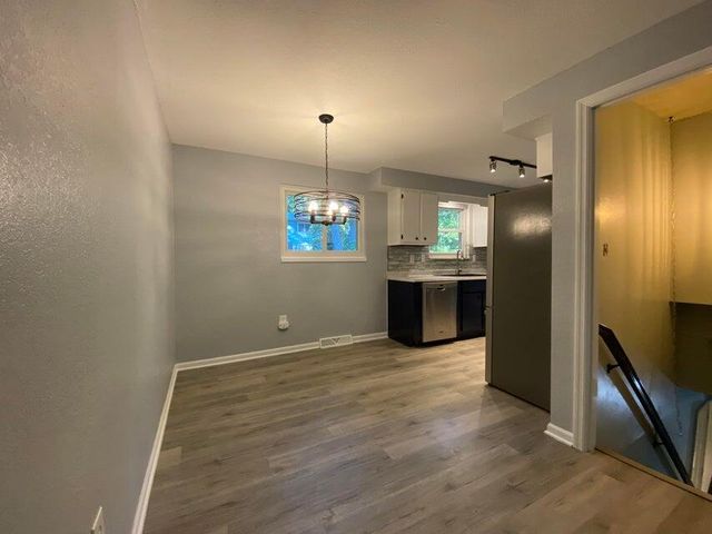 1942 JACKSON ST, Columbia, MO 65202