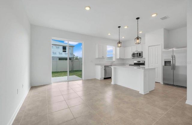 2550 SKYLINE LOOP, Kissimmee, FL 34758
