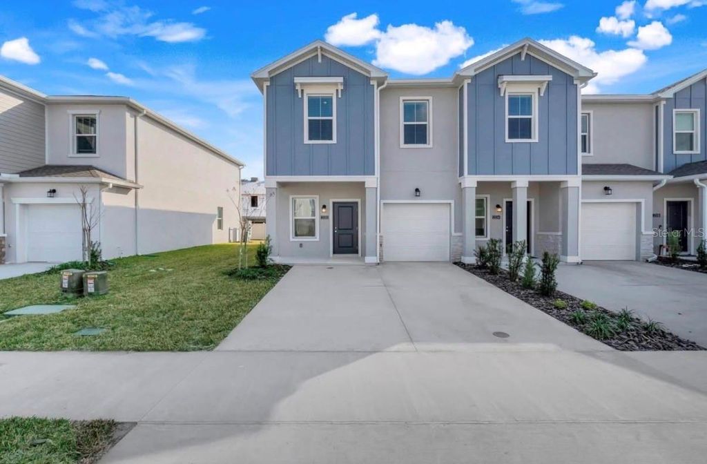 2550 SKYLINE LOOP, Kissimmee, FL 34758