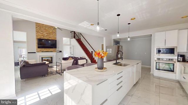 1761 WHEYFIELD DR, Frederick, MD 21701