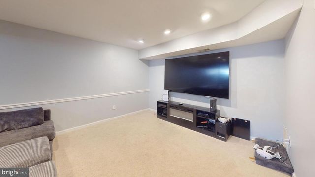 1761 WHEYFIELD DR, Frederick, MD 21701