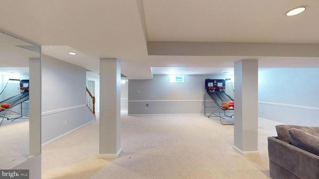 1761 WHEYFIELD DR, Frederick, MD 21701
