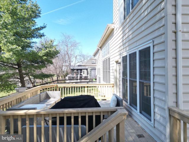 1761 WHEYFIELD DR, Frederick, MD 21701