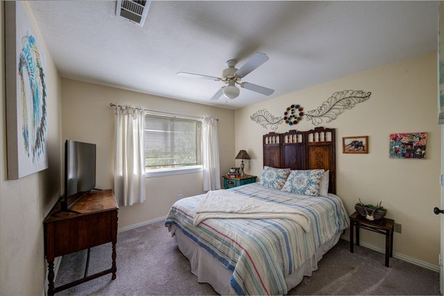 10609 Jackson Road, Krum, TX 76249