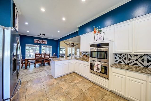 10609 Jackson Road, Krum, TX 76249