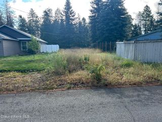 32530 8th Ave, Spirit Lake, ID 83869