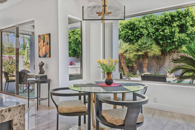 4 Mesquite Ridge Lane, Rancho Mirage, CA 92270