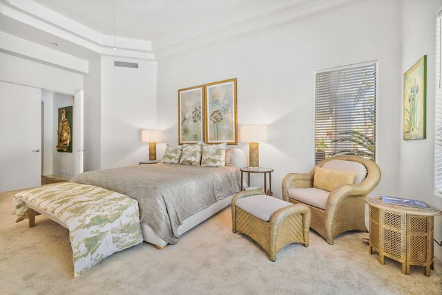 4 Mesquite Ridge Lane, Rancho Mirage, CA 92270