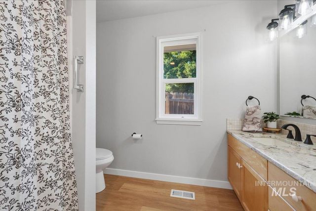 6171 N Willowdale, Garden City, ID 83714