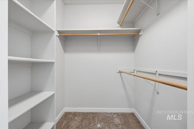 6171 N Willowdale, Garden City, ID 83714