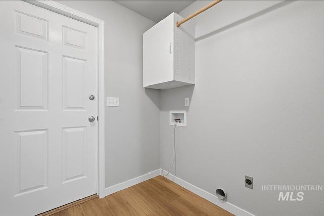 6171 N Willowdale, Garden City, ID 83714