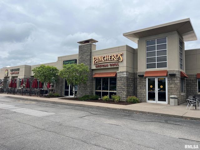 4884 UTICA RIDGE Road, Davenport, IA 52807