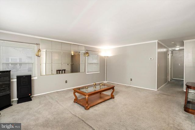 4 MARINER LN, Willingboro, NJ 08046