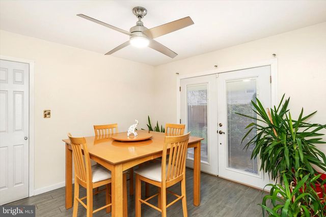 4 MARINER LN, Willingboro, NJ 08046