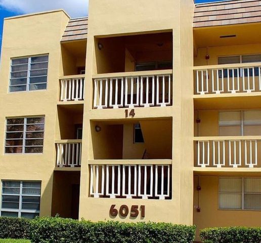 6051 NW 61st Avenue 205, Tamarac, FL 33319