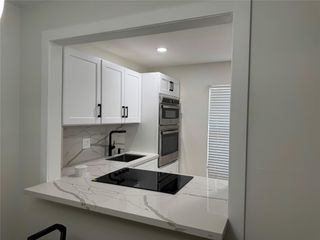 6051 NW 61st Ave 205, Tamarac, FL 33319