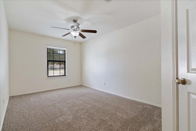 708 Yosemite TRL, Taylor, TX 76574