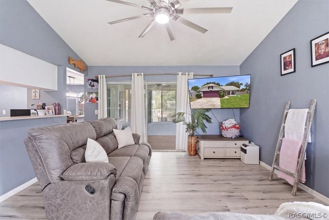 3789 N Blazingstar Way, Beverly Hills, FL 34465