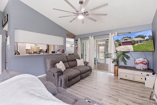 3789 N Blazingstar Way, Beverly Hills, FL 34465