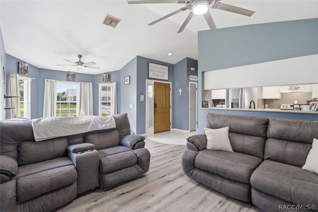 3789 N Blazingstar Way, Beverly Hills, FL 34465