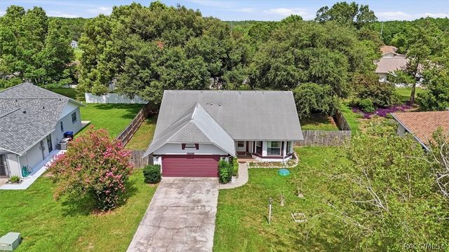 3789 N Blazingstar Way, Beverly Hills, FL 34465