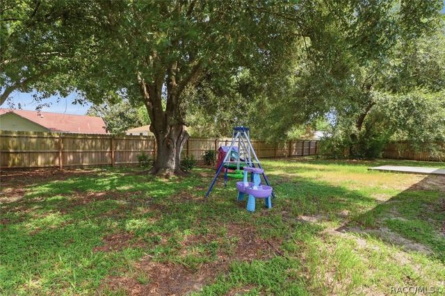 3789 N Blazingstar Way, Beverly Hills, FL 34465
