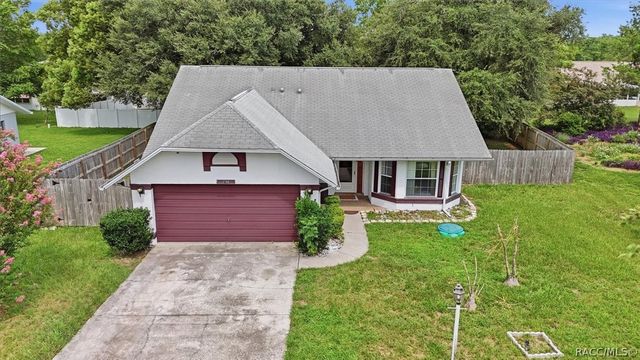 3789 N Blazingstar Way, Beverly Hills, FL 34465