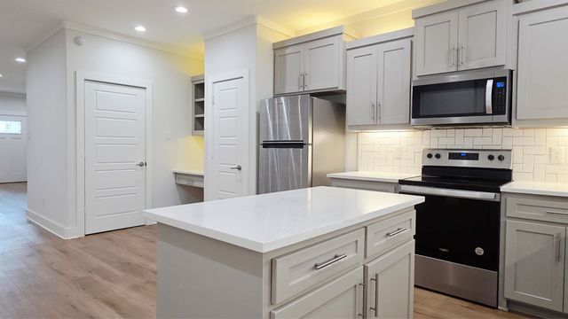 4022 Ivanhoe Lane, Dallas, TX 75212