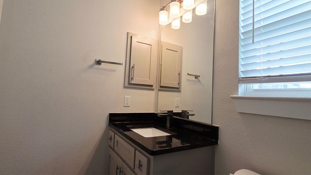 4022 Ivanhoe Lane, Dallas, TX 75212