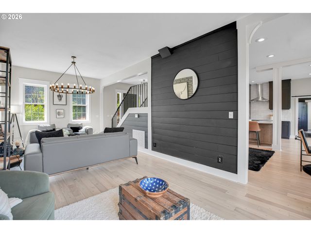 22 S FORK Rd, Washougal, WA 98671