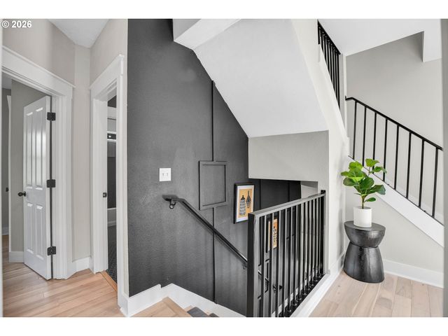 22 S FORK Rd, Washougal, WA 98671