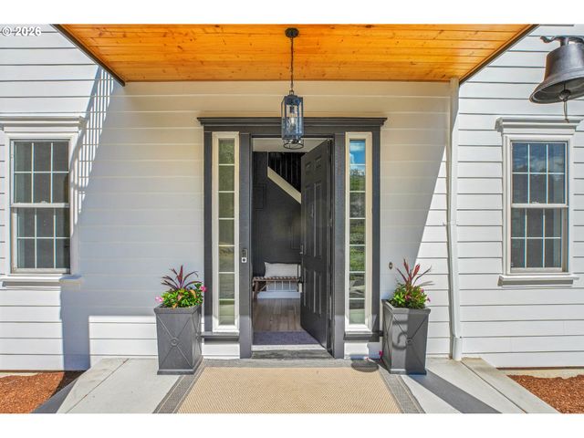 22 S FORK Rd, Washougal, WA 98671