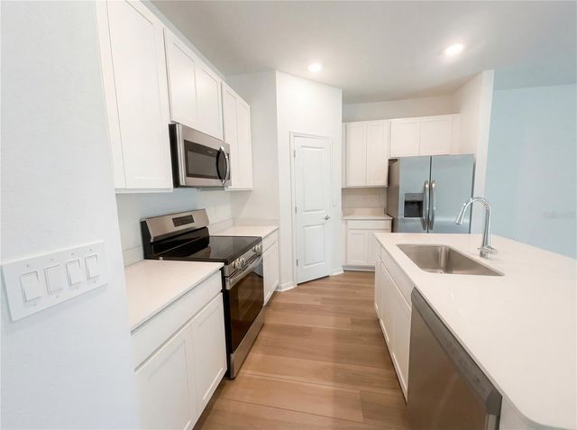 8281 SW 196TH COURT ROAD, Dunnellon, FL 34432