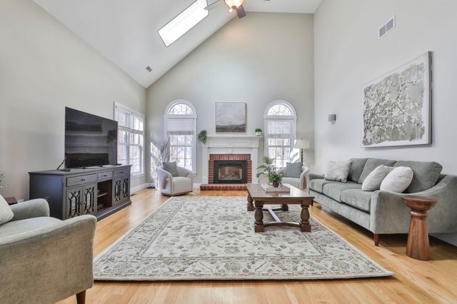 25 Shedd Lane, Hollis, NH 03049