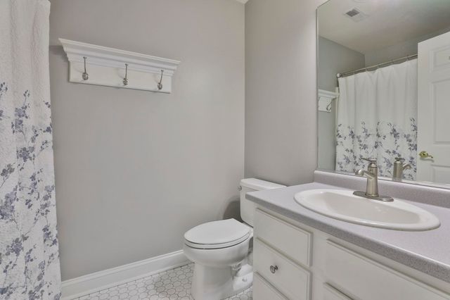 25 Shedd Lane, Hollis, NH 03049