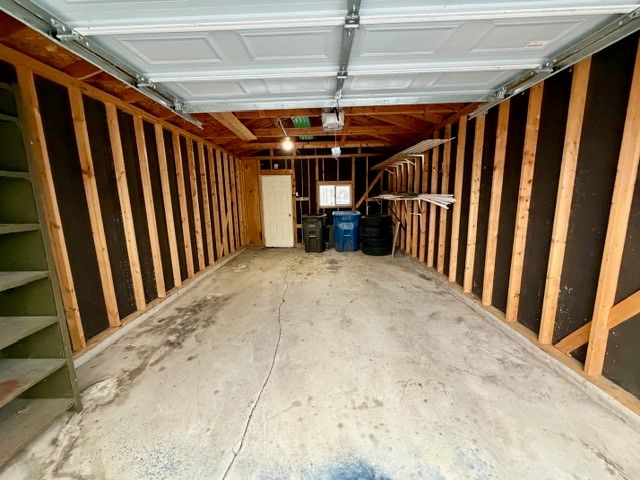 2741 E Washington Avenue, Des Moines, IA 50317