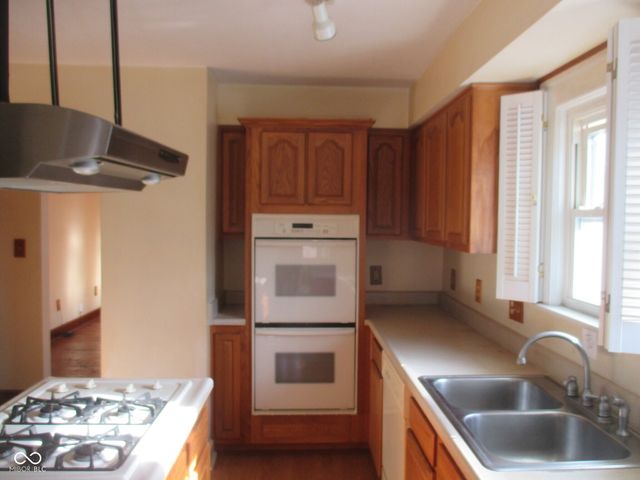 726 N Chester Avenue, Indianapolis, IN 46201