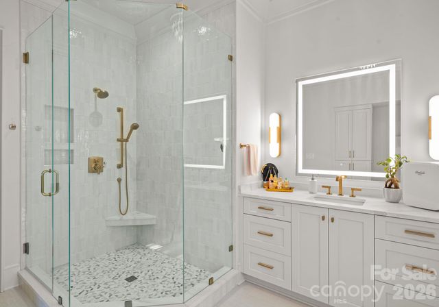 302 Oakmont Lane, Waxhaw, NC 28173