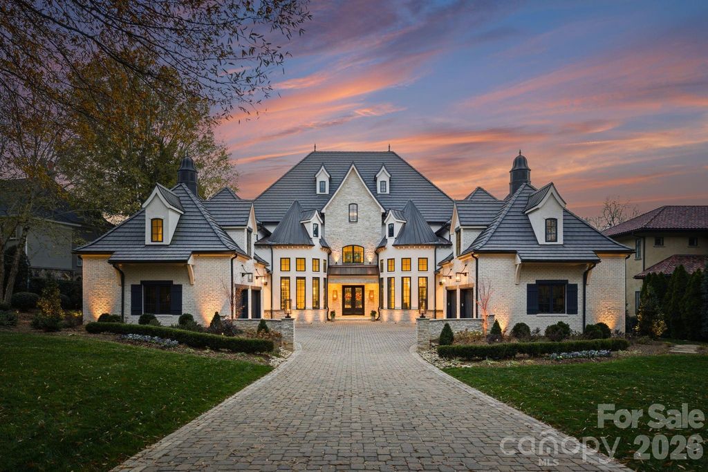 302 Oakmont Lane, Waxhaw, NC 28173