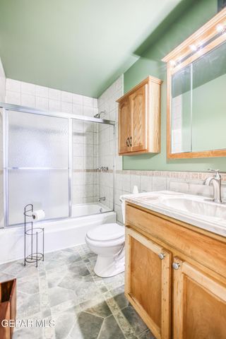 6400 Edgemere Boulevard 64, El Paso, TX 79925