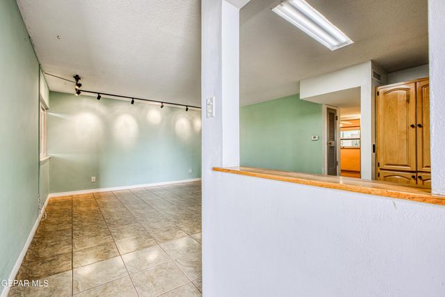 6400 Edgemere Boulevard 64, El Paso, TX 79925