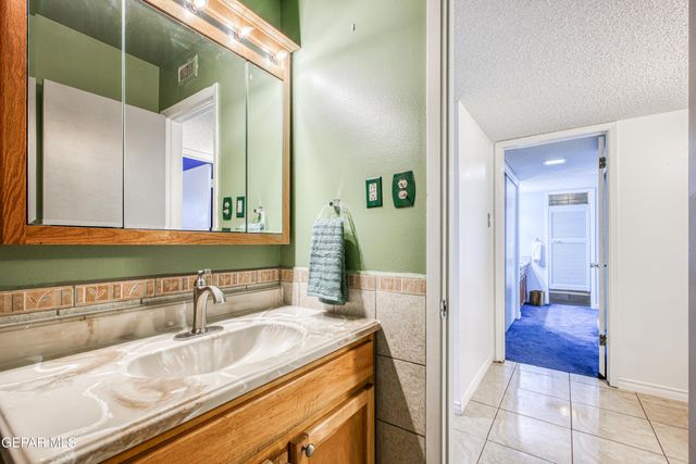 6400 Edgemere Boulevard 64, El Paso, TX 79925