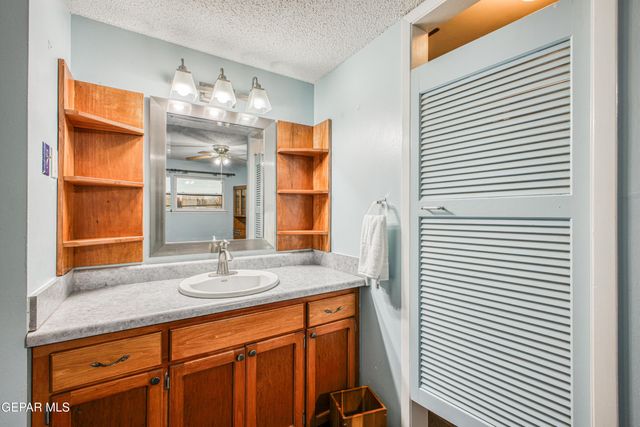6400 Edgemere Boulevard 64, El Paso, TX 79925