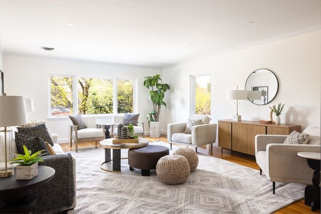 150 Grant Ave, Newton, MA 02459