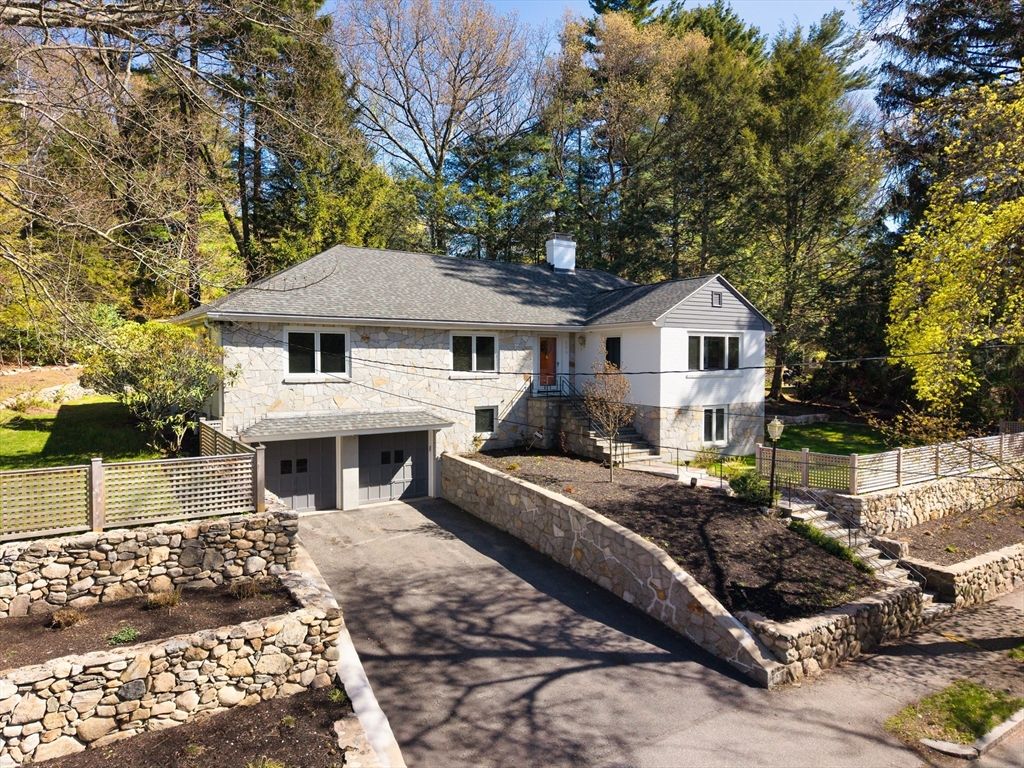 150 Grant Ave, Newton, MA 02459