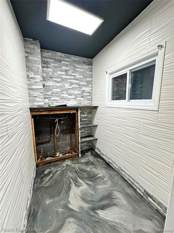 9161 Whittier Street, Detroit, MI 48224