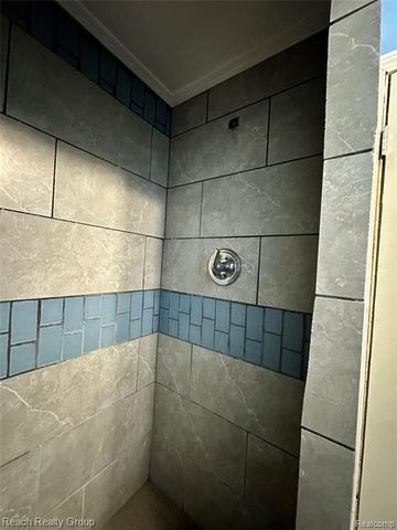 9161 Whittier Street, Detroit, MI 48224