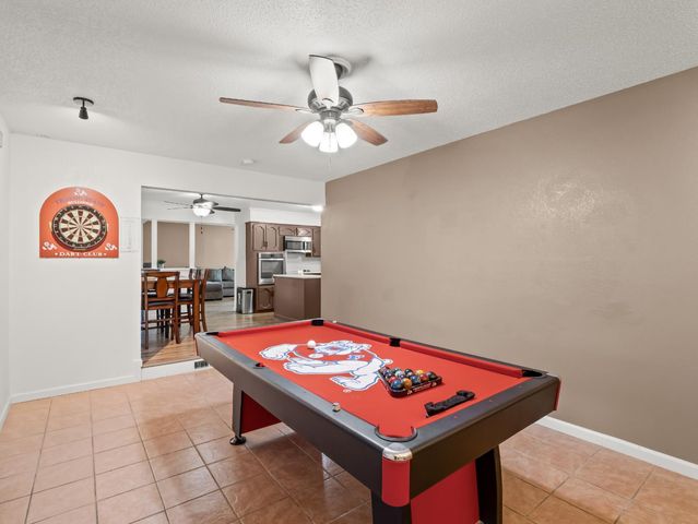4714 E Santa Ana Avenue, Fresno, CA 93726
