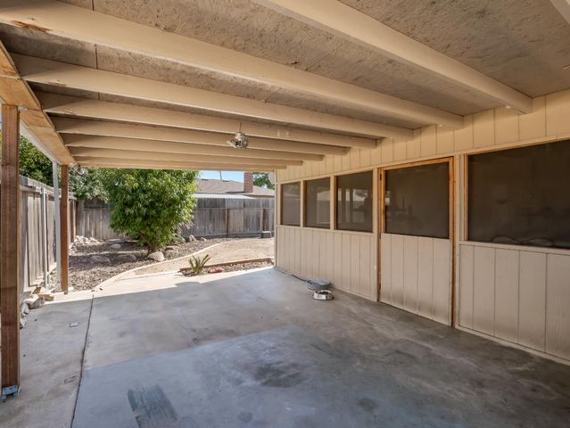 4714 E Santa Ana Avenue, Fresno, CA 93726